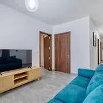 Bright Sea-side Living In St Pauls Bay 아파트 세인트폴스베이