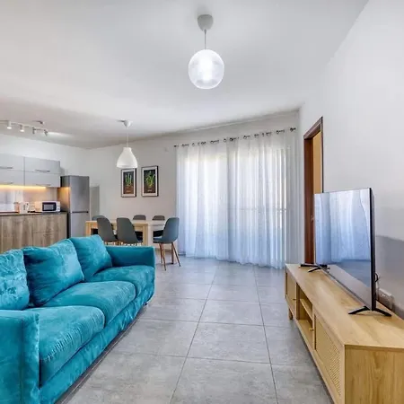 Bright Sea-side Living In St Pauls Bay