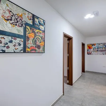 Bright Sea-side Living In St Pauls Bay Appartement St. Paul's Bay