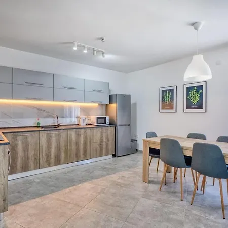 Appartement Bright Sea-side Living In St Pauls Bay *