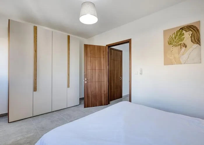 Lejlighed Bright Sea-side Living In St Pauls Bay San Pawl il-Baħar