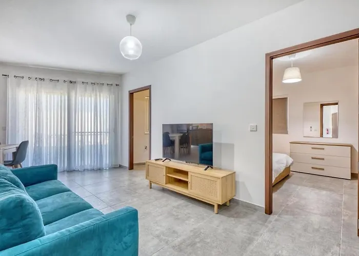 Bright Sea-side Living In St Pauls Bay Lejlighed San Pawl il-Baħar