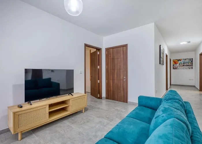 Bright Sea-side Living In St Pauls Bay Apartament St. Paul's Bay